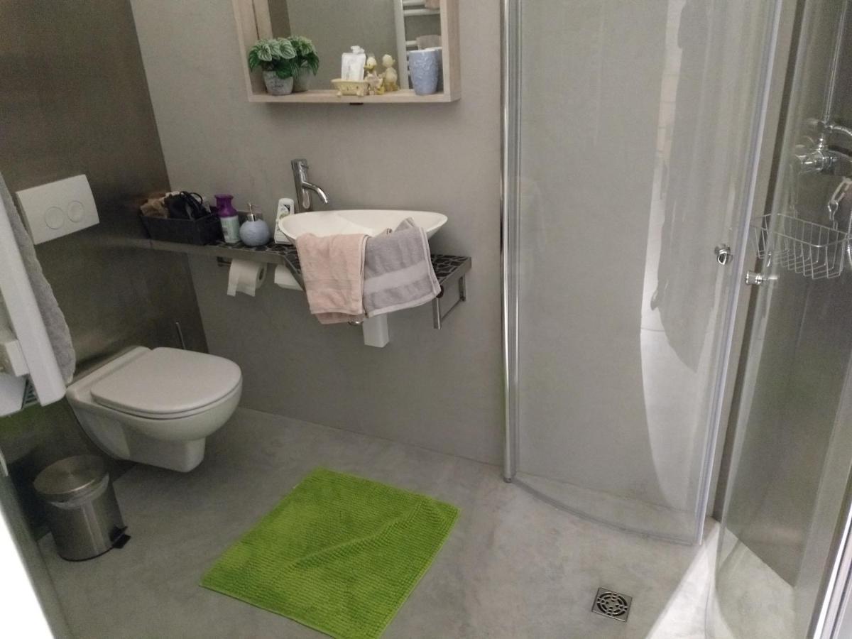 Dhofstede Vakantiewoning เอาเดนาร์เดอ ภายนอก รูปภาพ